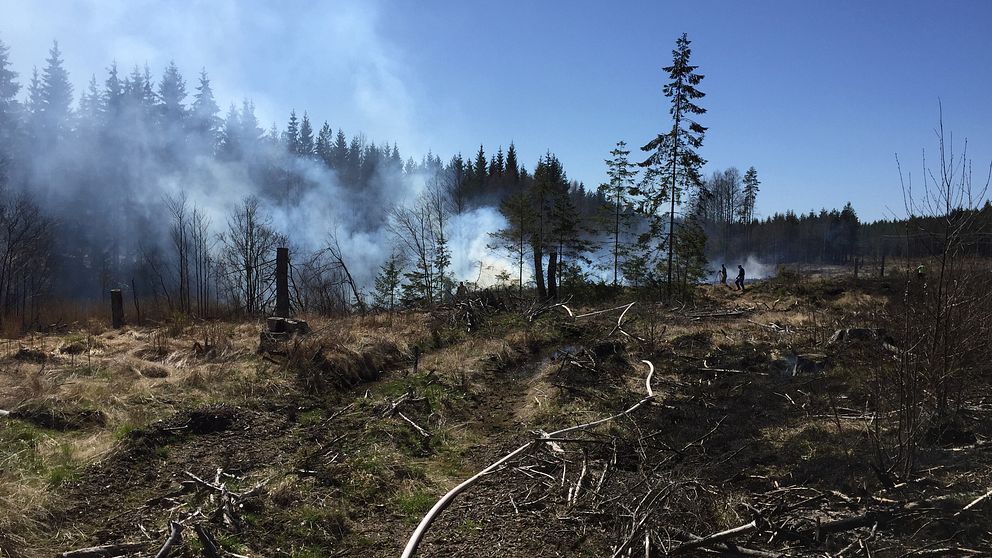 Gräsbränder längs järnvägen i Kristinehamn