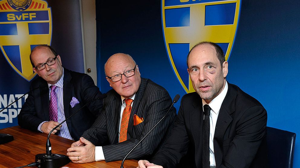 Jan Scherman, dåvaranade vd för TV4, Lars-Åke Lagrell, samt Philippe Hugo, vd för Kentaro samlade på en presskonferens 2011.