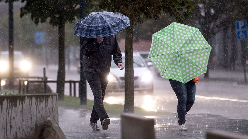 Har utfärdat en klass 1-varning för stora regnmängder i Gävleborgs län.