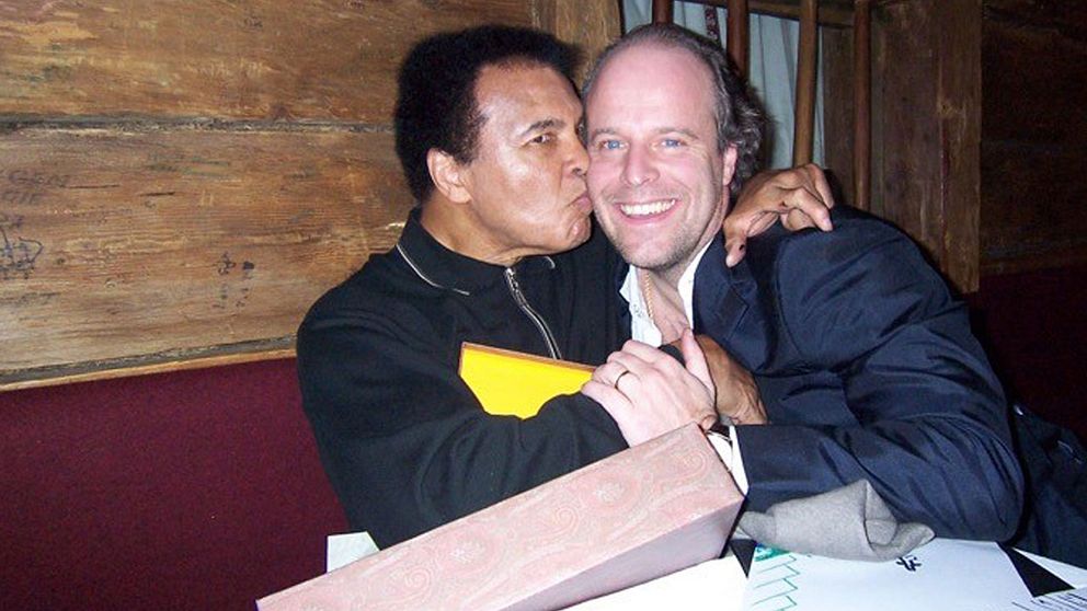 Muhammad Ali och Peter Olsson firade en av boxningsikonens födelsedagar.