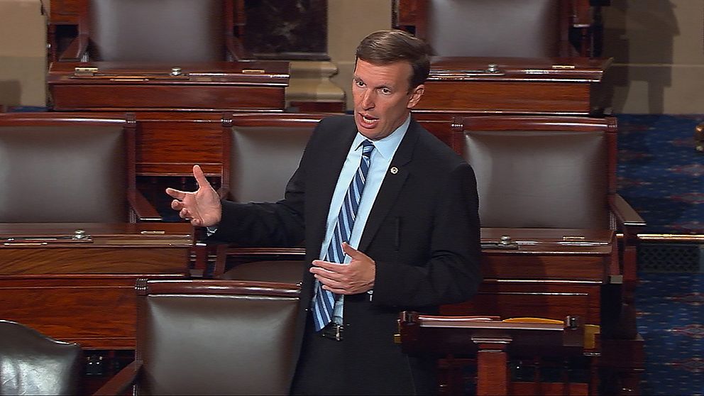 Senator Chris Murphy filibustertalade för att förmå USA:s senat att förbjuda terrmisstänkta att köpa vapen.