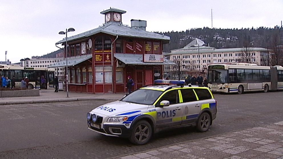 Polis vid navet i Sundsvall.