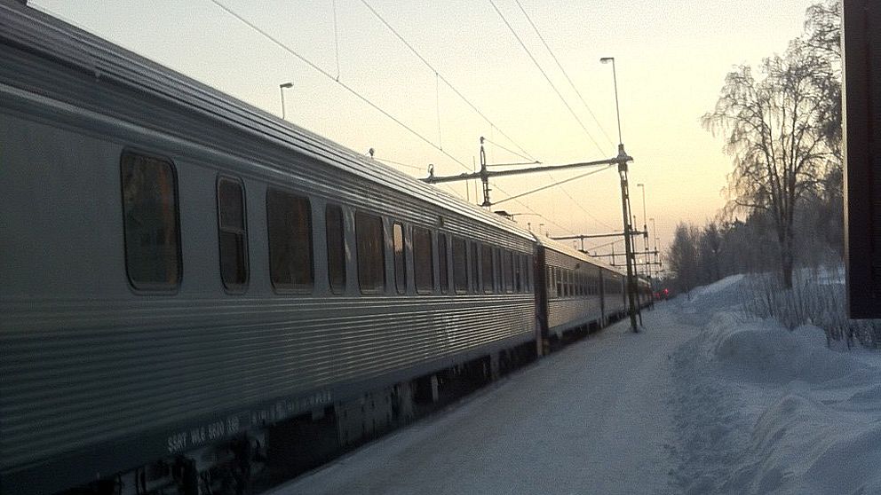 Thomas Janson har skickat in den här bilden på det stillastående tåget i Murjek.