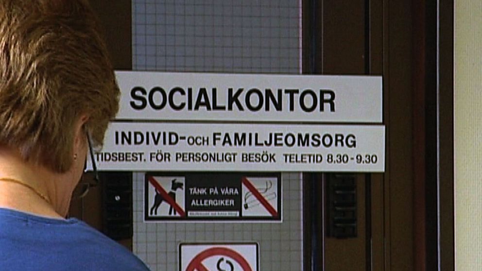 Dörren till socialtjänstens kontor i Västerås.