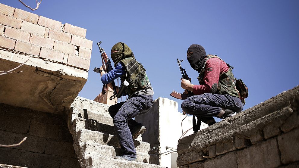 PKK-rebeller i strid med turkiska säkerhetsstyrkor i Nusaydin i mars. Arkivbild.