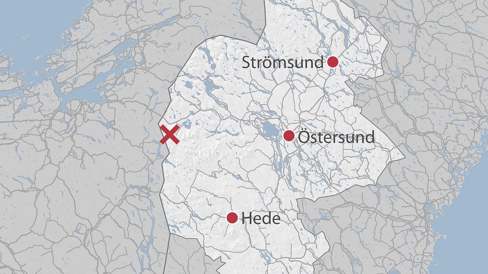 En karta över Jämtland med ett rött kryss över Storulvån dit fjällräddningen ryckte ut.