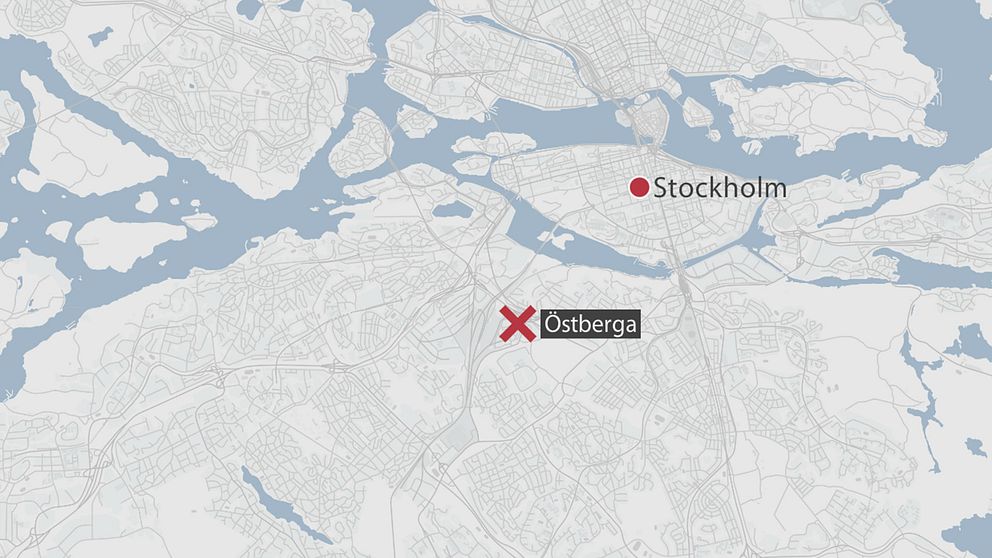 Skottlossning ska ha förekommit vid Östberga, söder om Stockholm.