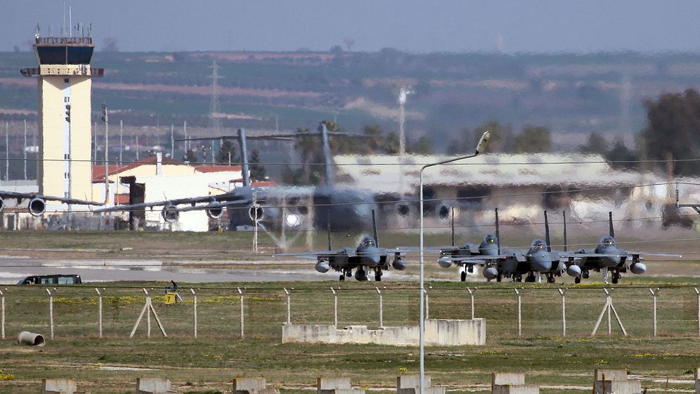 På flygbasen Incirlik i södra Turkiet finns Natos största lager av kärnvapen. Nu frågar sig experter hur säkra vapnen är efter kuppförsöket i landet.