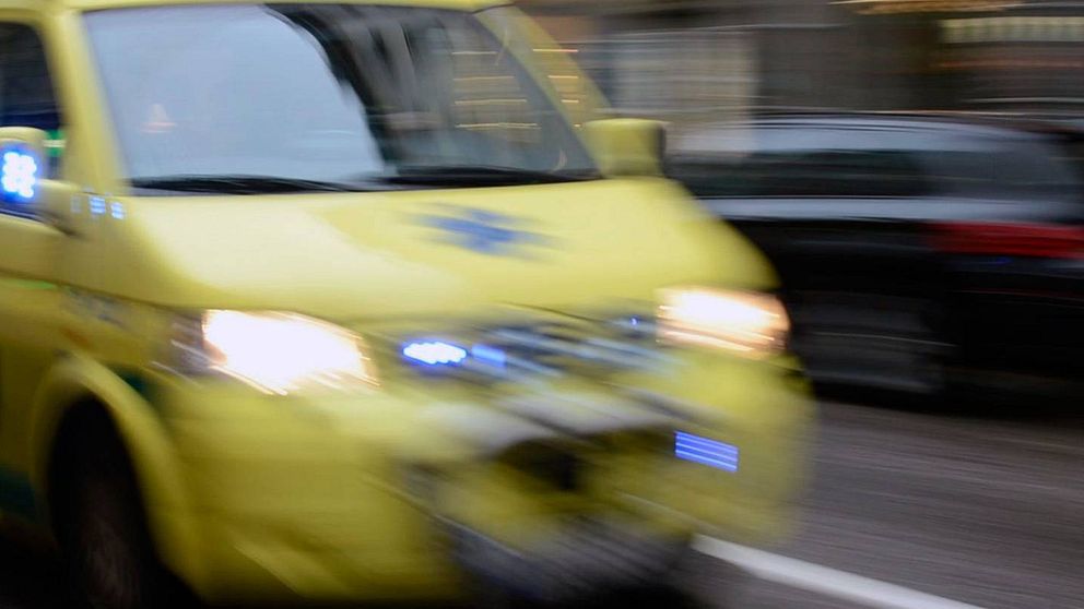 En ambulans under utryckning.