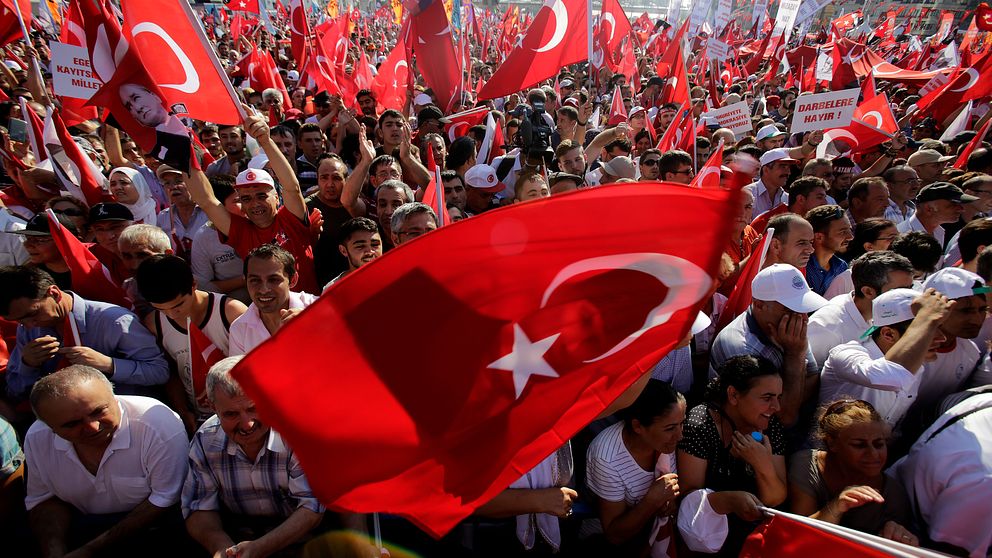 Flera journalister har gripits i Turkiet efter den misslyckade statskuppen.