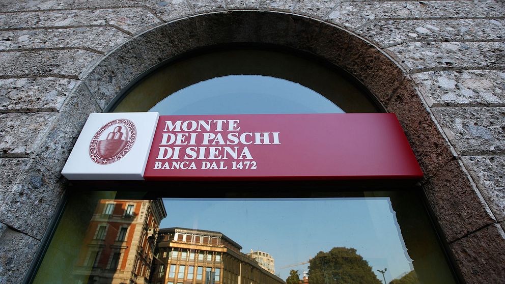 Monte dei Paschi di Sienna är Italiens tredje största bank och grundades redan år 1472. Den har som många andra banker i Italien problem med dåliga lån.
