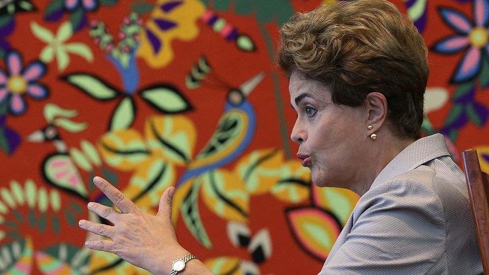 Riksrättsprocessen mot Brasiliens avstängda president Dilma Rousseff kommer att bli av. Det står klart efter en omröstning i den brasilianska senaten, där 59 röstade för riksrätt för Rousseff, medan 21 röstade mot.