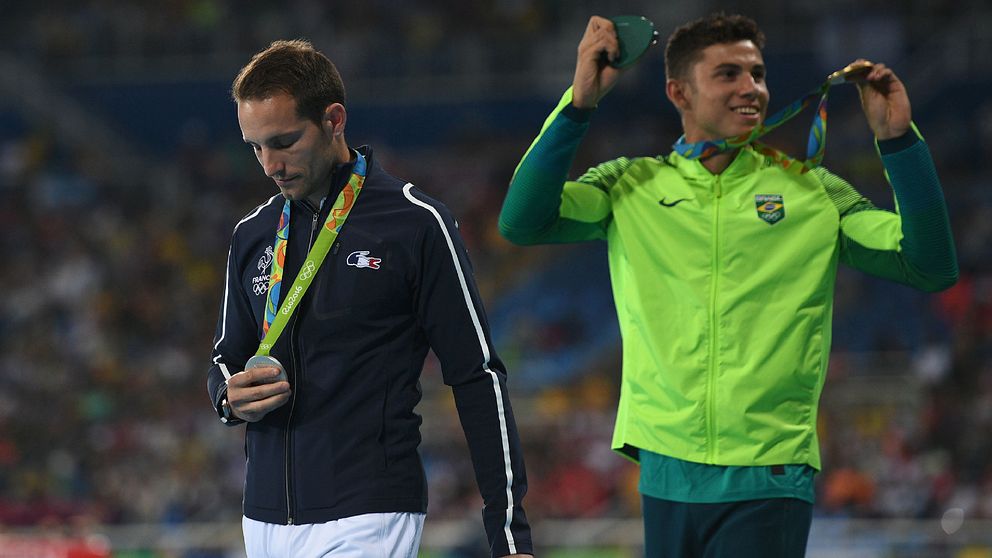 Fransmannen Renaud Lavillenie blev utbuad under prisceremonin.