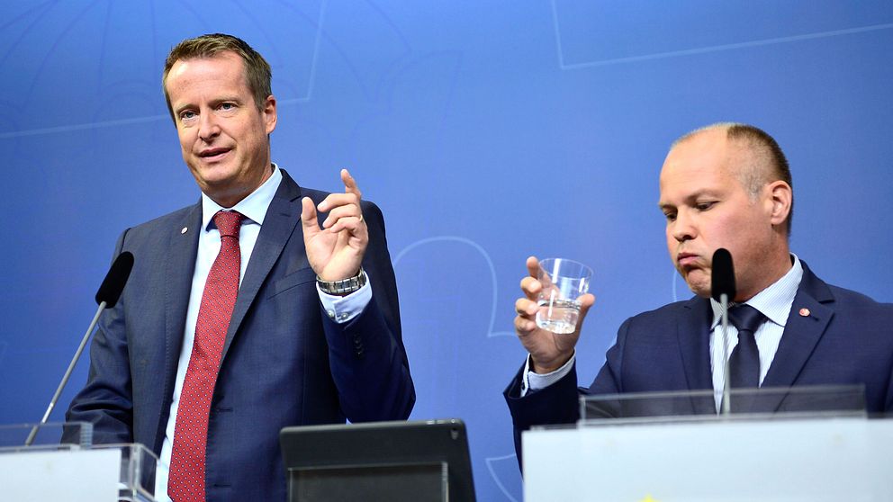 Inrikesminister Anders Ygeman och justitieminister Morgan Johansson.