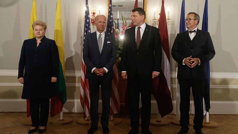 USA:s vicepresident Joe Biden tillsammans med statscheferna för de tre baltiska länderna.