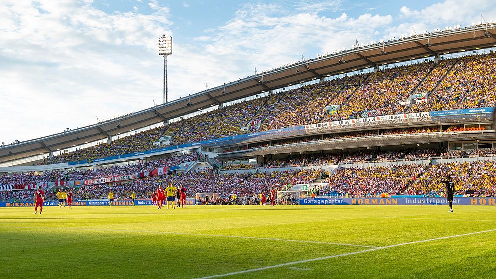 VM-kvalspel i fotboll på Ullevi i höst | SVT Nyheter