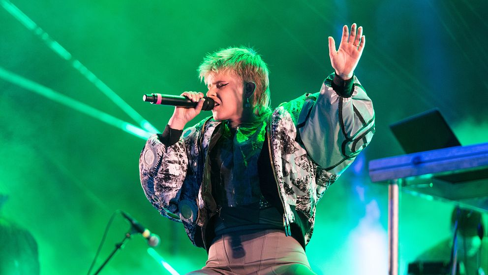 Robyn om sitt nya album ”Sexistential”: ”En MILF-skiva” | SVT Nyheter