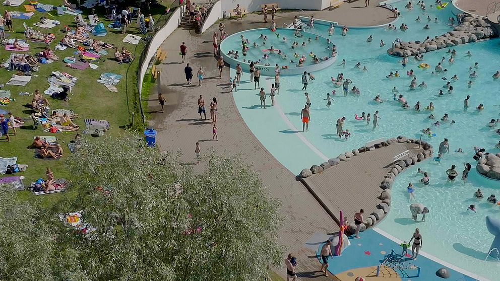 Badet Umelagun från ovan.