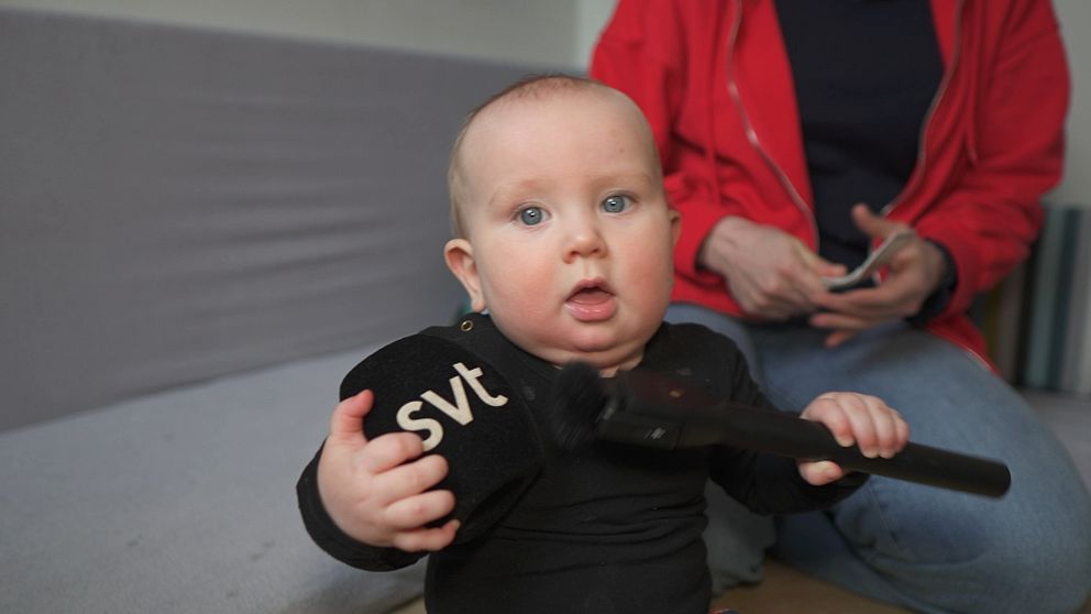 1-årig bebis på den öppna förskolan i Växjö