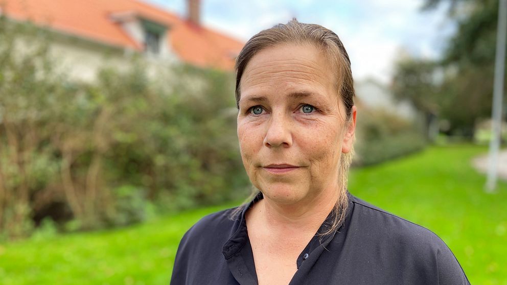 Möt Johanna Flack från undersköterskeupproret och hör henne berätta om mötet hon blivit kallad till.