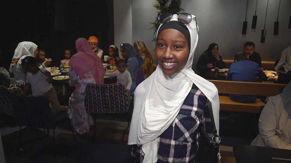 Hadinam Jassin i restaurangen där nya medborgare bjöds på fest.