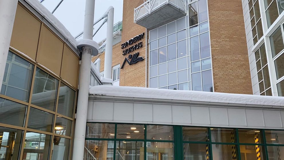 Entrén på Sunderby sjukhus i Luleå.