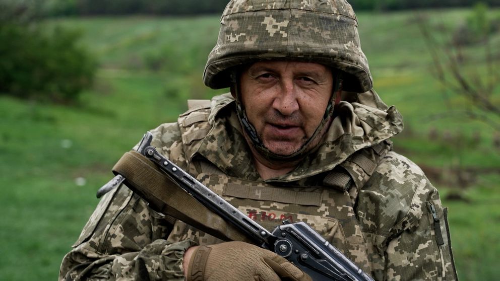 SVT:s Ukrainateam träffade några ukrainska soldater som anslutit sig till armén – för att slippa sina fängelsedomar.
