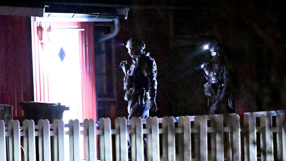 Bild från lägenheten där en termosbomb kastades in i december