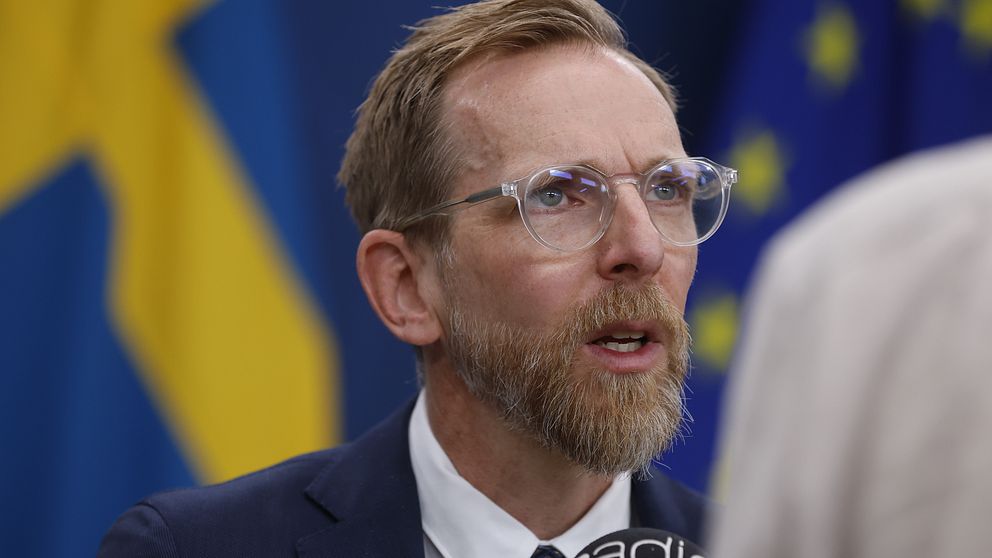 Åldersgräns i sociala medier ska utredas