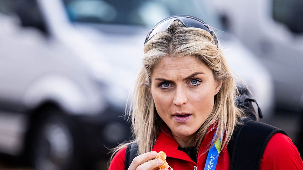 Therese Johaug imponerade på de unga franska längdåkarna.