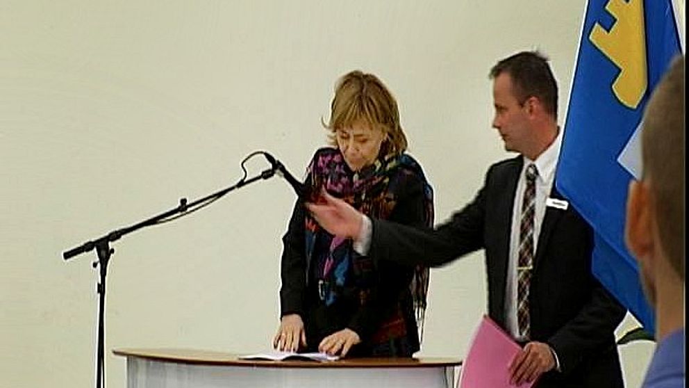 Beatrice Ask, moderat justiteminister, inviger Saltviksanstalten 2009.