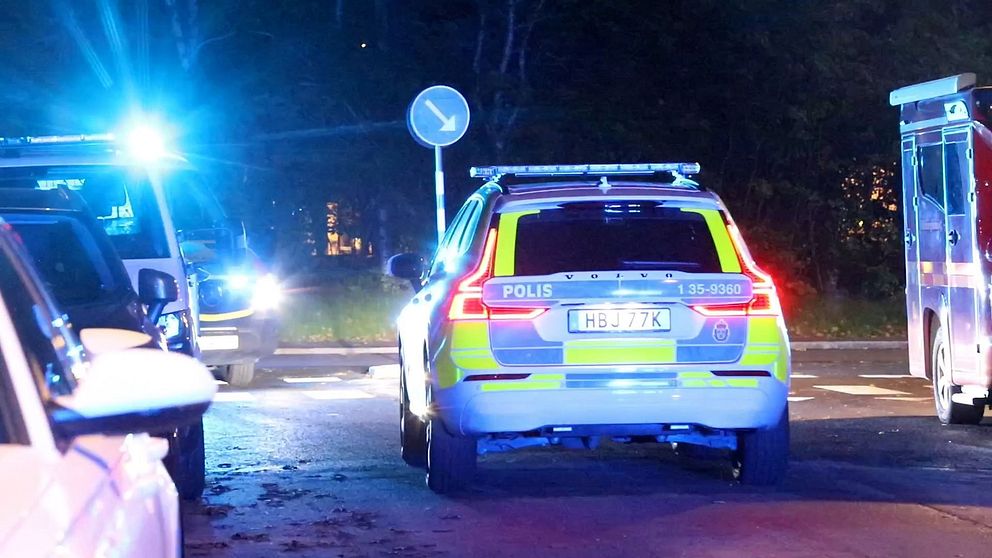 Polisbil i Vällingby