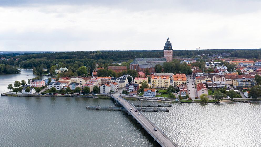 Experten: Skadar förtroendet för Strängnäs kommun | SVT Nyheter
