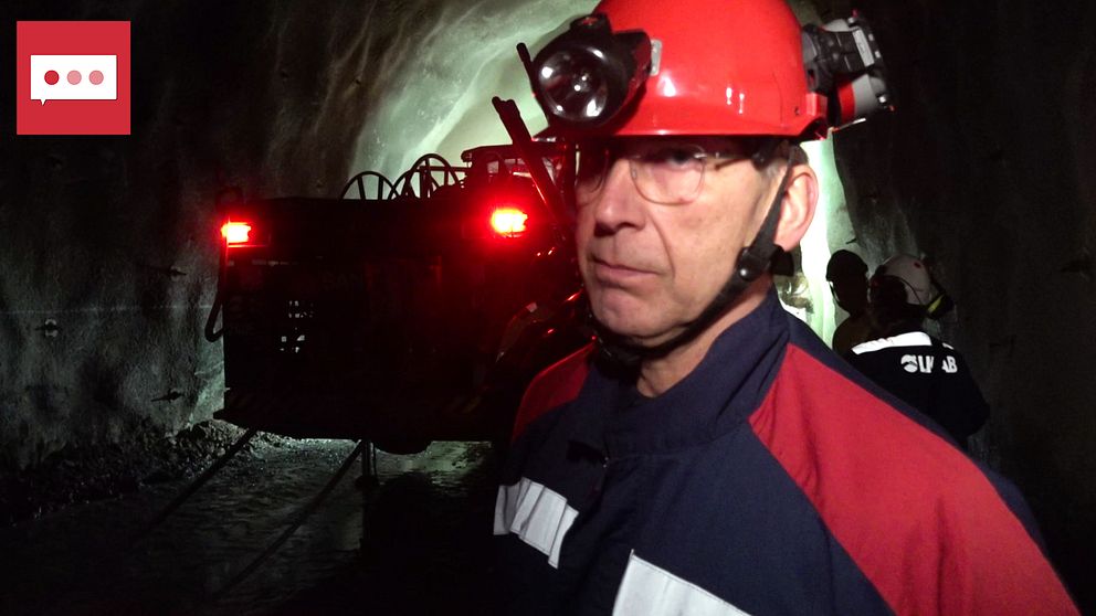 LKAB:s vd Jan Moström med skyddsutrustning i Kirunagruvan 910 meter under jord.under