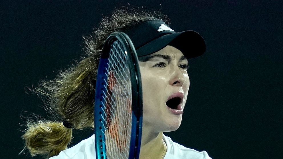 Anna Kalinskaja har spelat drömtennis Dubai och slagit ut tre topp 10-spelare.