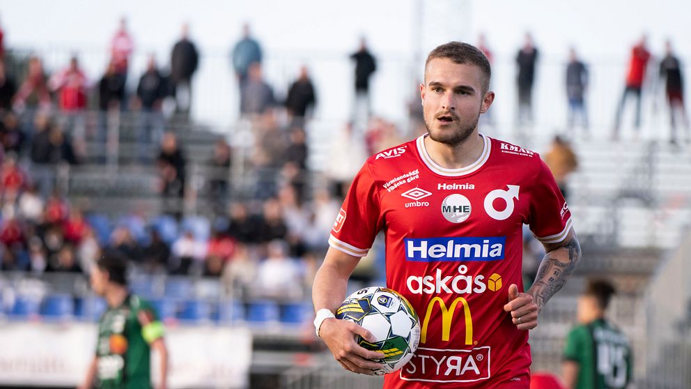 Christos Gravius i Degerfors IF-tröjan.