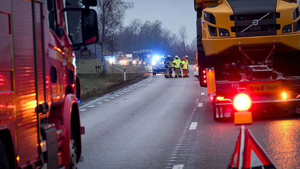 Trafikolycka på riksväg 27 utanför Tranemo.