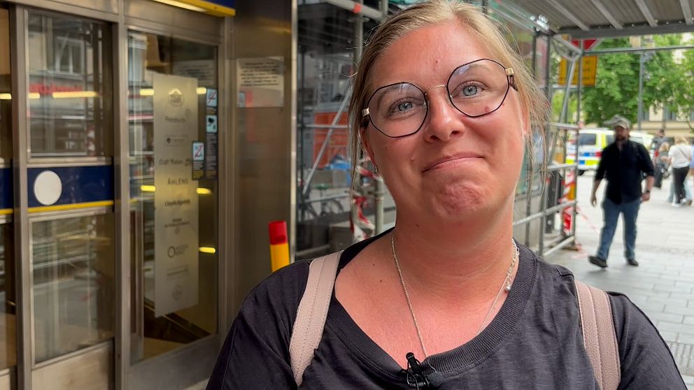 Fortsatta förseningar på röda linjen – SL utvärderar utdragen ...