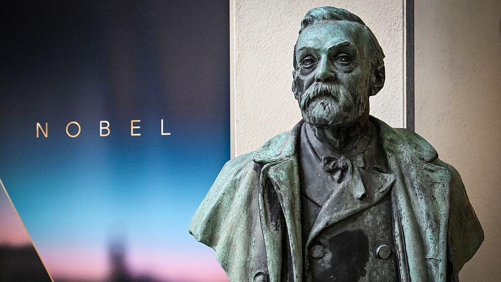 Staty av Alfred Nobel