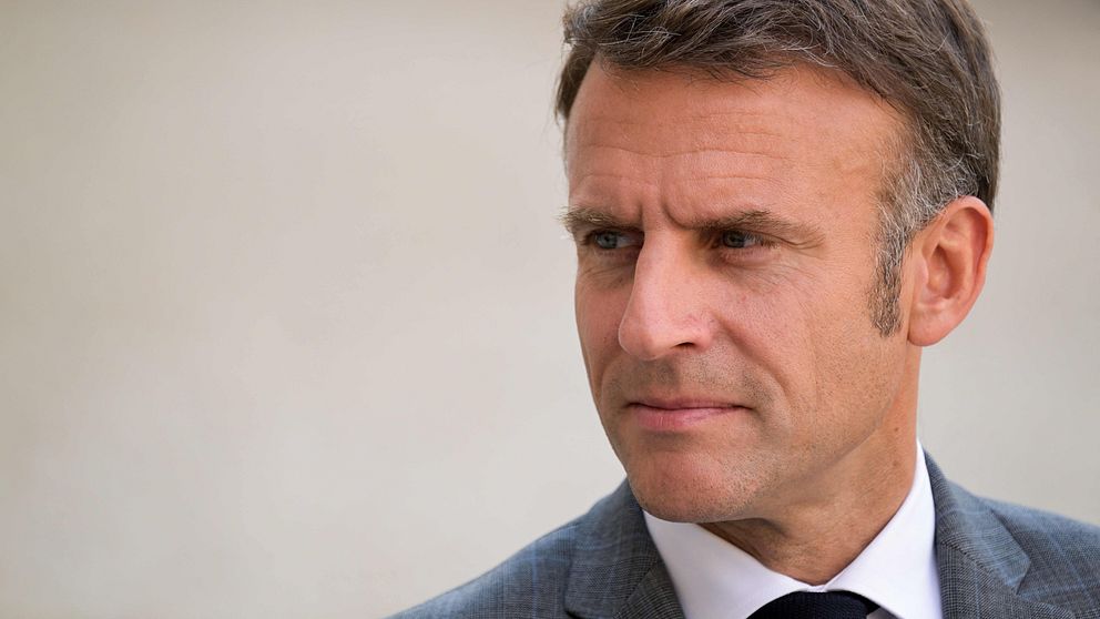 Nu hoppas Macron att nyvalet ska lyckas mobilisera väljarna tillräckligt för att bryta dödläget och skrapa ihop en klar majoritet i nationalförsamlingen.
