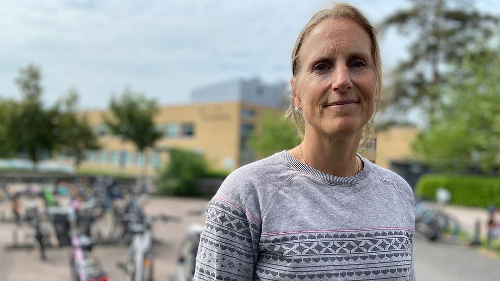 Johanna Haraldsson är förälder till ett barn på Presseskolan i Kungsbacka. Hon är kritisk mot hur kommunen hanterat de planerade omorganisationerna.