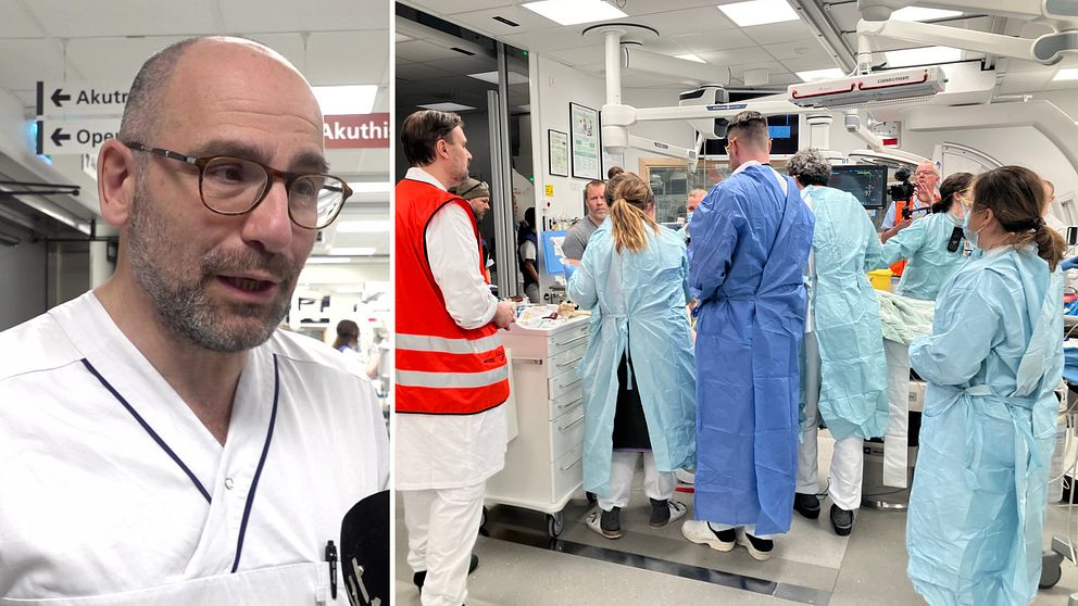 Till vänster står Ioannis Ioannidis chef för traumacenter på Usö. Han är klädd i en vid klädsel. Till höger syns bland annat läkare och sjuksköterskor som arbetar med en övning där en militär blivit skadad.