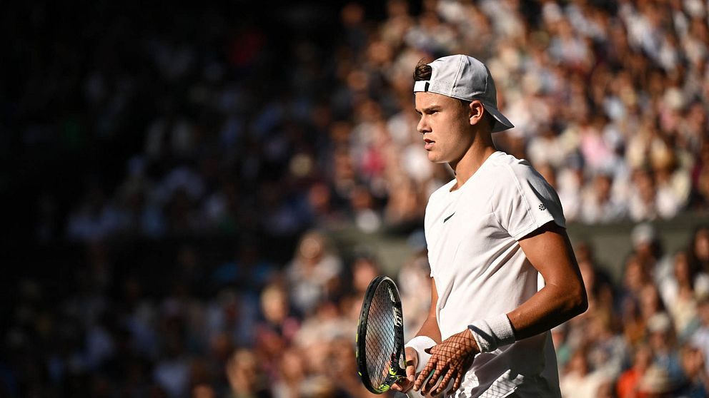 Tennis, Wimbledon Tennis – Wimbledon – All England Lawn Tennis and Croquet Club, London, Britain – July 12, 2023 Denmark's Holger Rune reacts during his quarter final match against Spain's Carlos Alcaraz