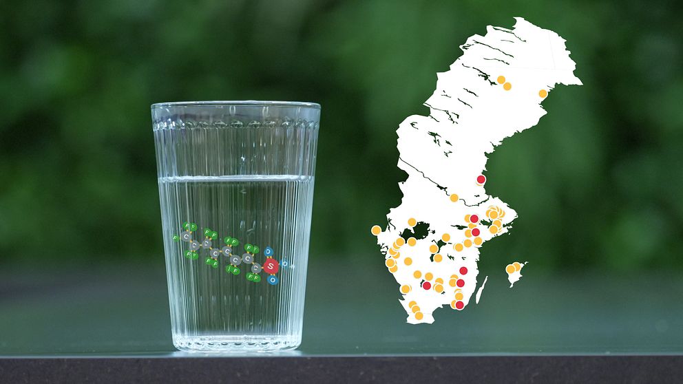 Vattenglas med PFAS-molekyl och en Sverigekarta