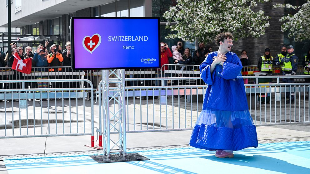 Schweiz vinnare i ESC, Nemo på röda mattan i Malmö.