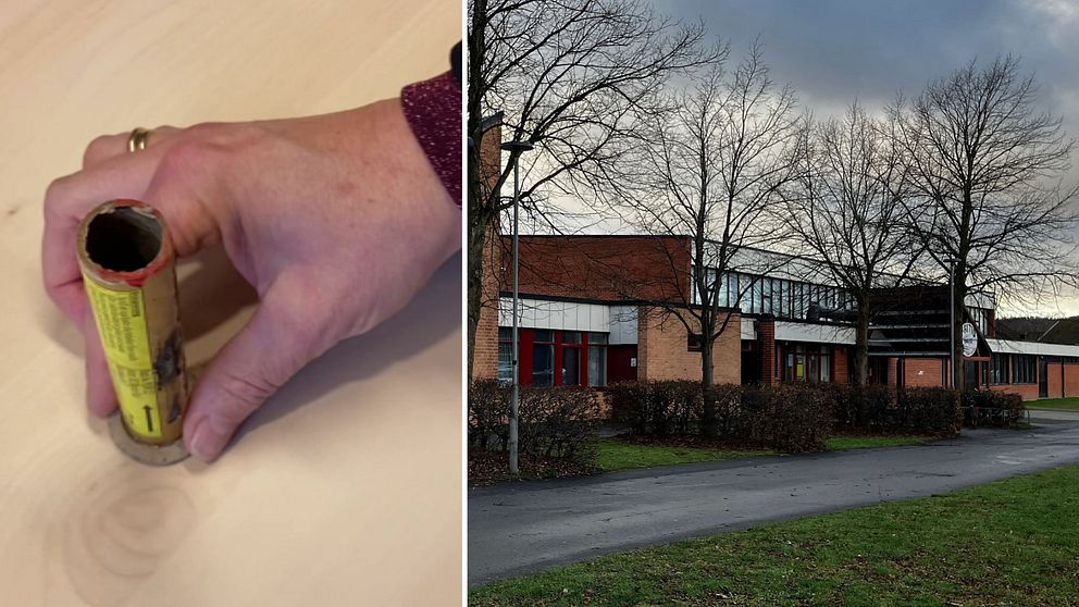 En delad bild med två sektioner. Den vänstra sektionen visar en hand som håller i en rulle med gul etikett, placerad på ett bord. Den högra sektionen visar en skola med flera fönster, söta träd utan löv är synliga i förgrunden och himlen är molnig.