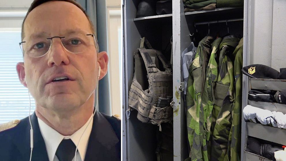 På vänster sida visas en person i uniform, medan höger sida visar en militär garderob fylld med olika typer av uniformsplagg och skyddsutrustning. Garderoben innehåller kamouflagekläder och en skottsäker väst, vilket ger en inblick i den militära utrustningen. Försvarsmakten, kvinnor i försvaret, Skövde, P4 Skövde.