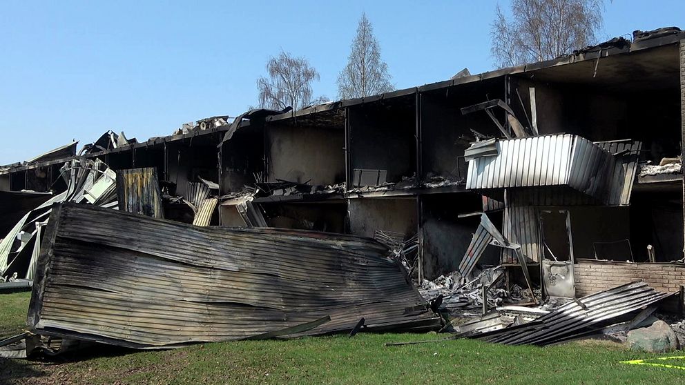 Ett brandhärjat hus på Hertsön.