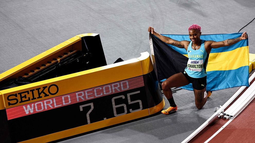 Devynne Charlton tog världsrekord på 60 meter häck