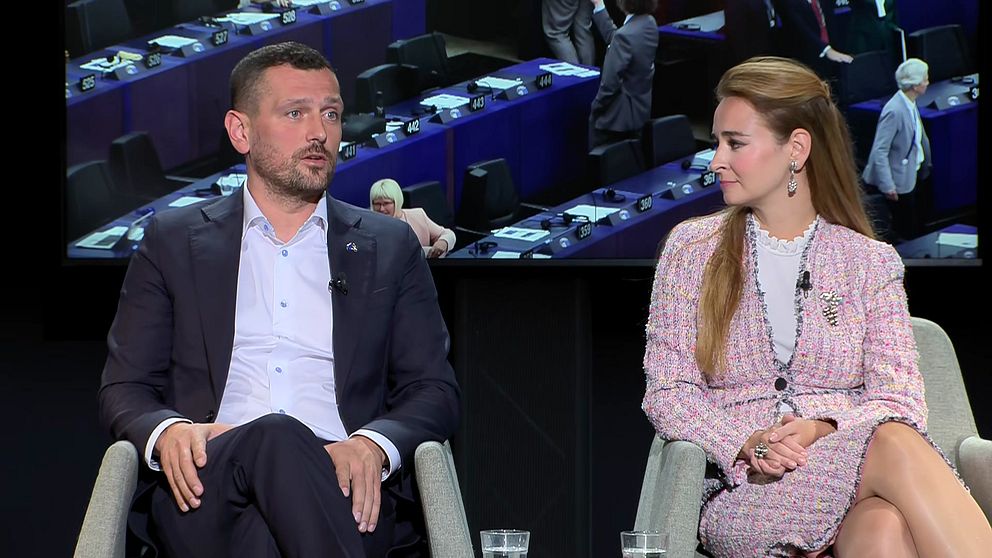 Alice Teodorescu Måwe (KD/EPP) och Adnan Dibrani (S/S&D) är två av dem som diskuterar om att vara ny på jobbet i EU-parlamentet